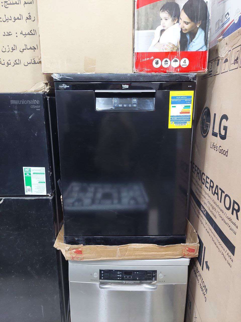 غساله اطباق بيكو ١٤ فرد بضمان الشركه