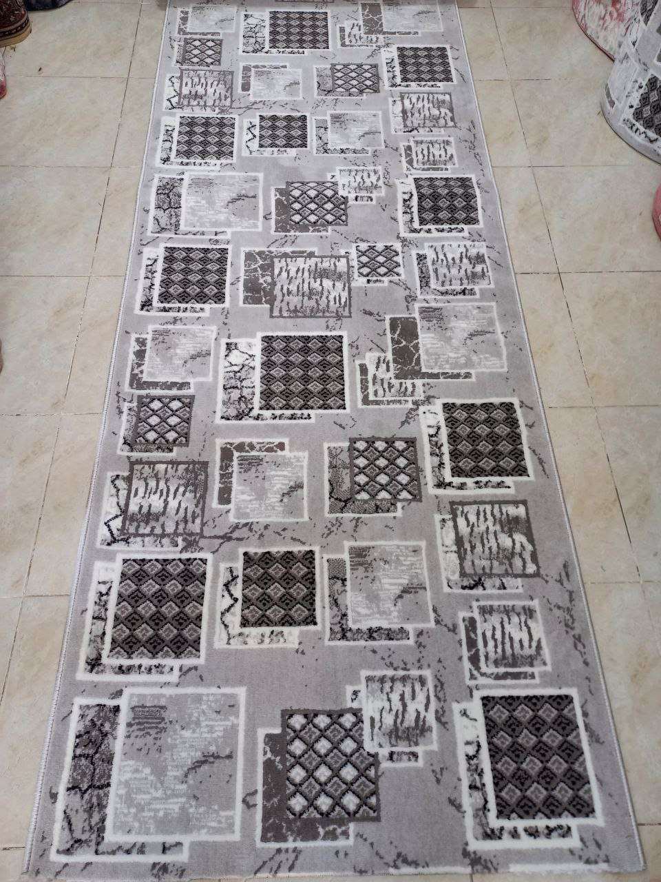 عرض على مشاية أروى بالمتر سجاد النساجون الشرقيون متاحة بتصميمات