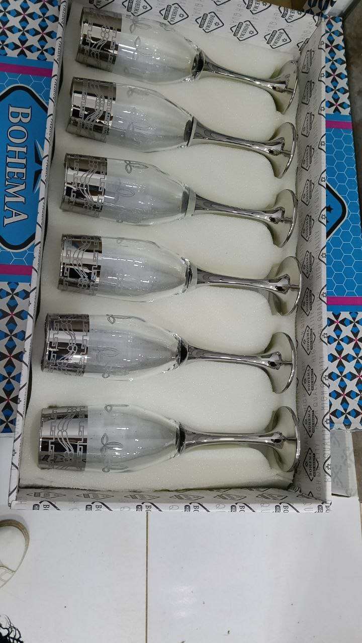 كرستال وزجاج للنيش