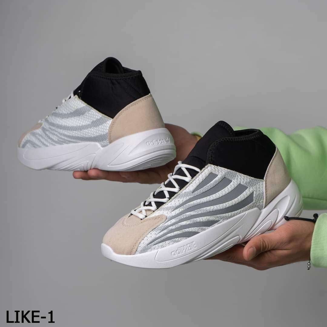 كوتش Like تريند سهل الارتداء