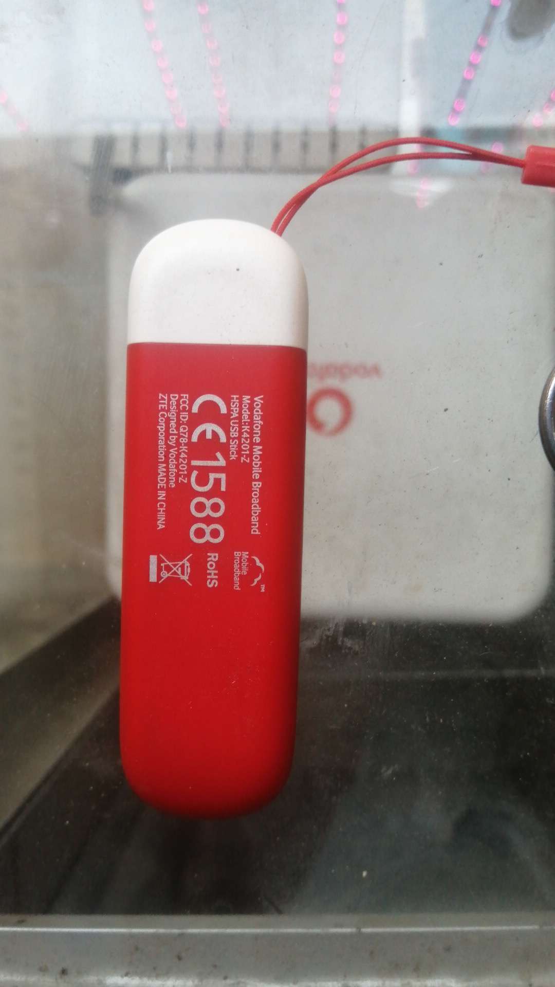 فلاشه نت فودافون Vodafone USB Modam