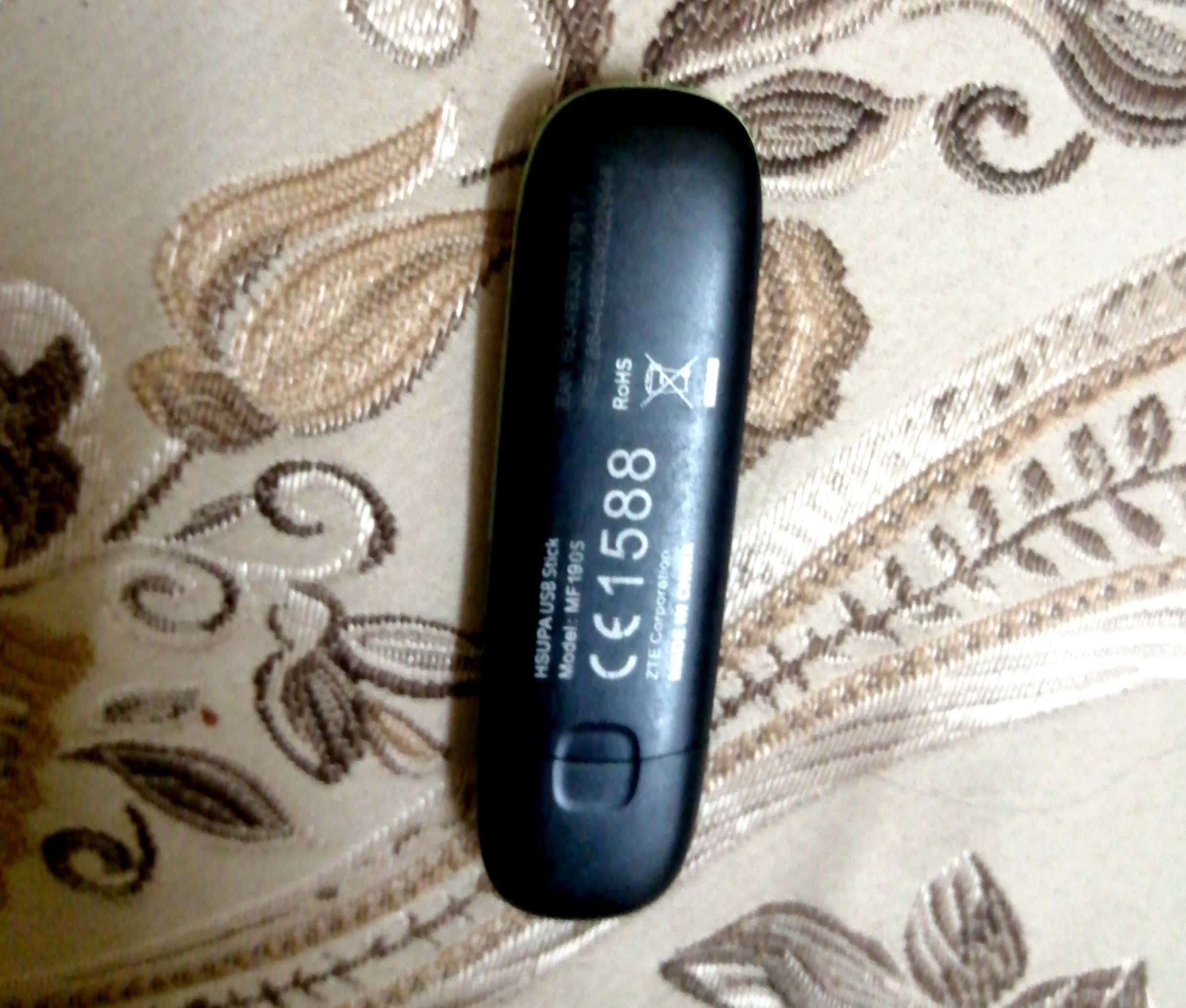 فلاشه نت اتصالات Etisalat USB Modam 3G نوع ZTE موديل MF190s