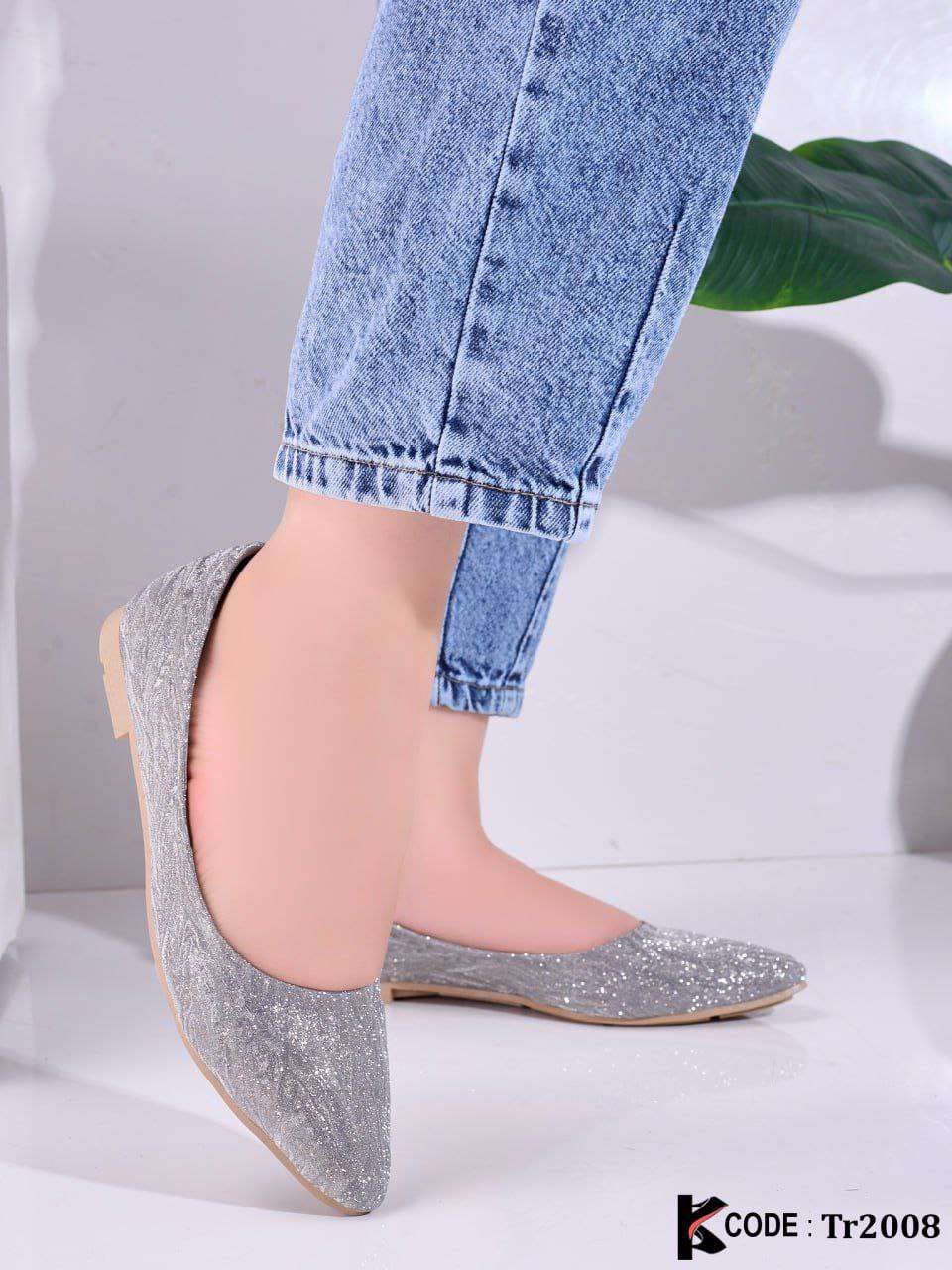 بلارينا سواريه خطيره شيك جدا ف اللبس