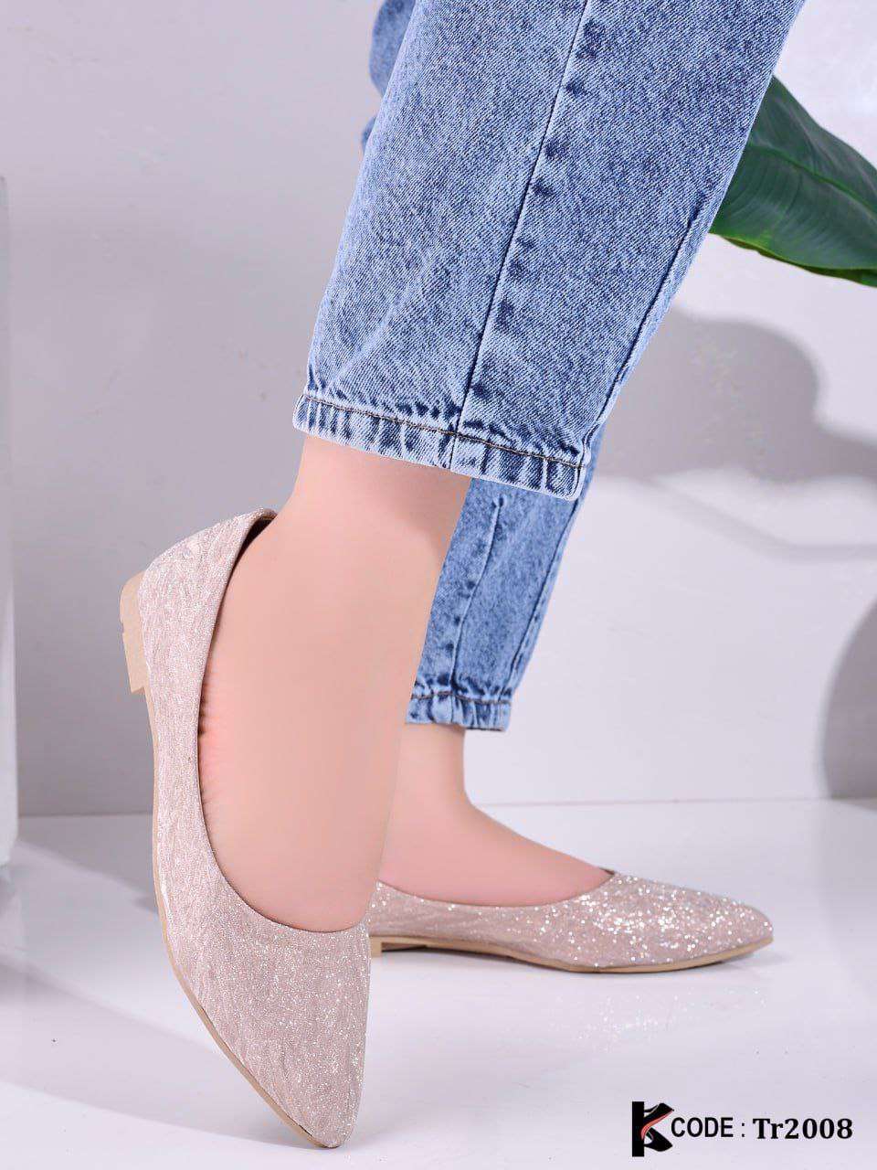 بلارينا سواريه خطيره شيك جدا ف اللبس