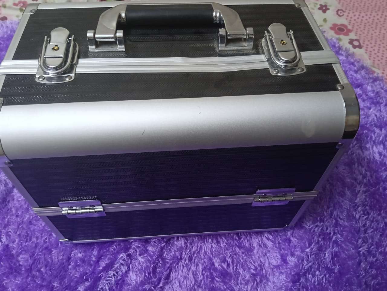 شنطه ميك اب