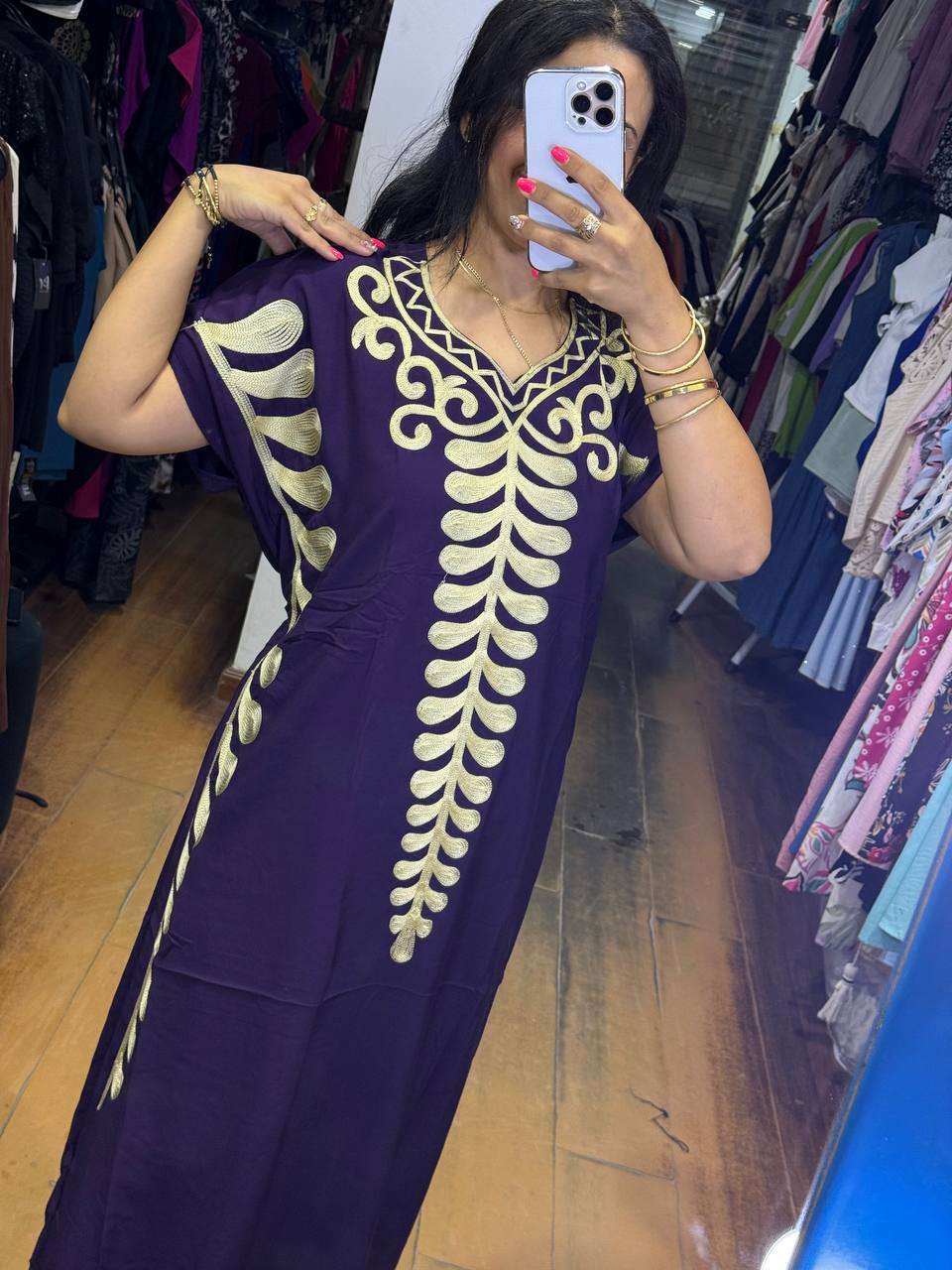 عبايات مطرزه