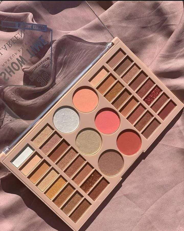 باليت ايشادو و بلاشر و هايلايتر ام ان