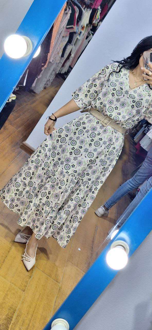 فستان كتان بالحزام