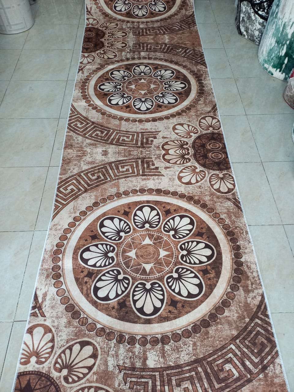 مشايات طرقة ثري دي خامات ممتازة ضد الانزلاق