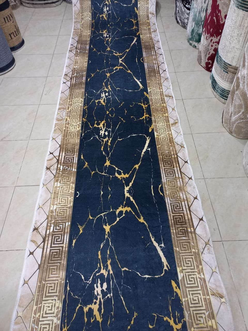 مشايات طرقة ثري دي خامات ممتازة ضد الانزلاق