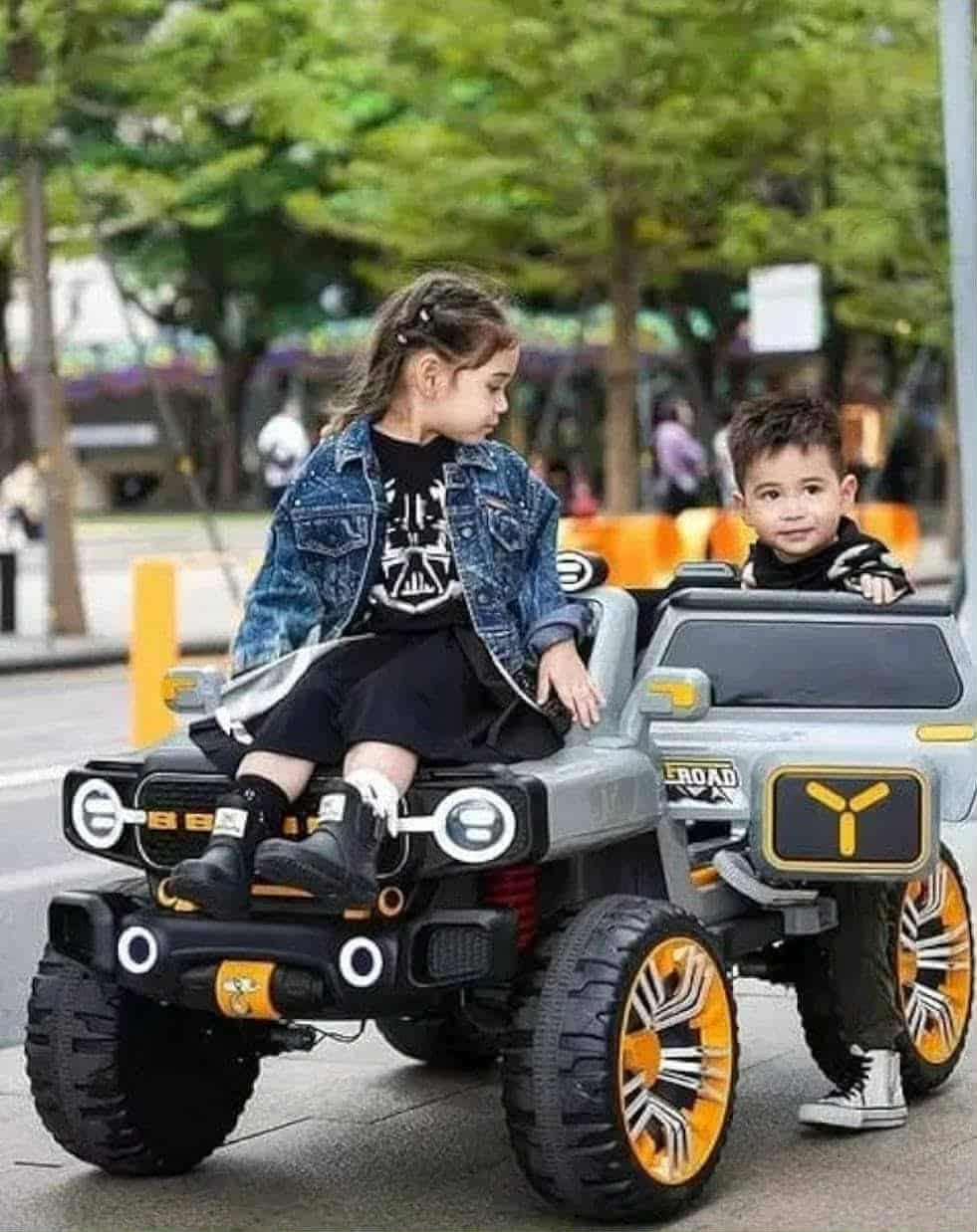 سيارة اطفال الدبابه