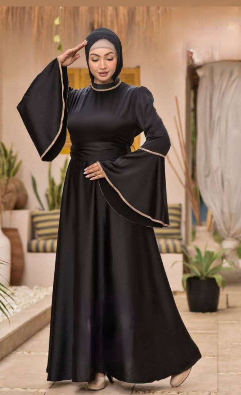 فستان سوارية