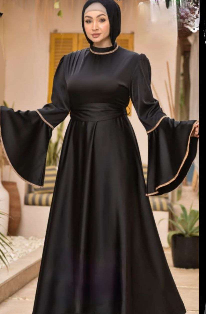 فستان سوارية