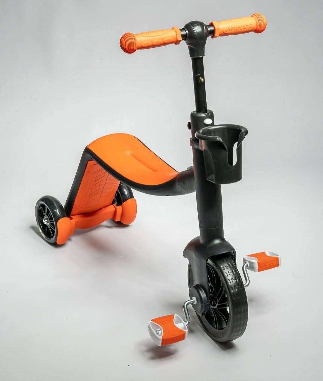 سكوتر وعجلة وزحافة