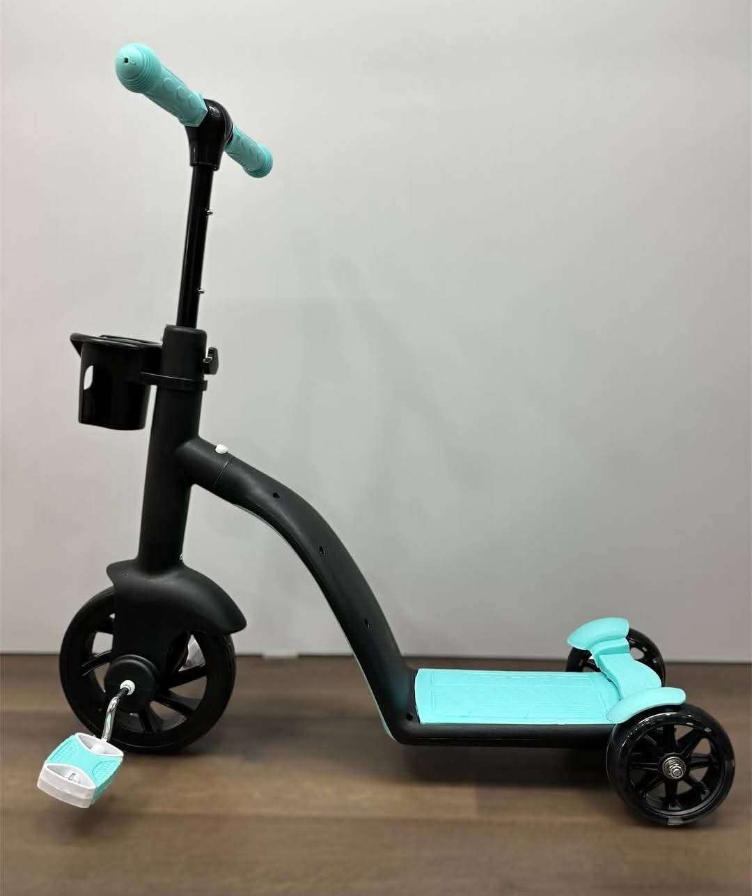 سكوتر وعجلة وزحافة